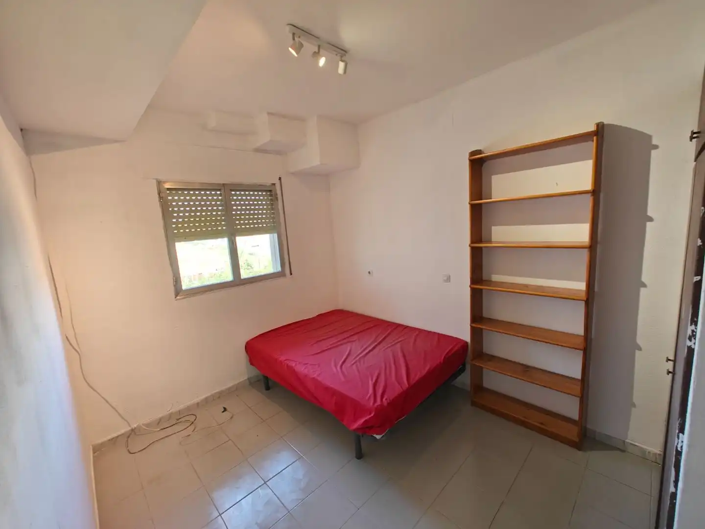 Casa adosada en venta en Carrer de Pompeu Fabra, 35, Alcoletge Habitación de Casa adosada en venta en Alcoletge con Terraza y Balcón