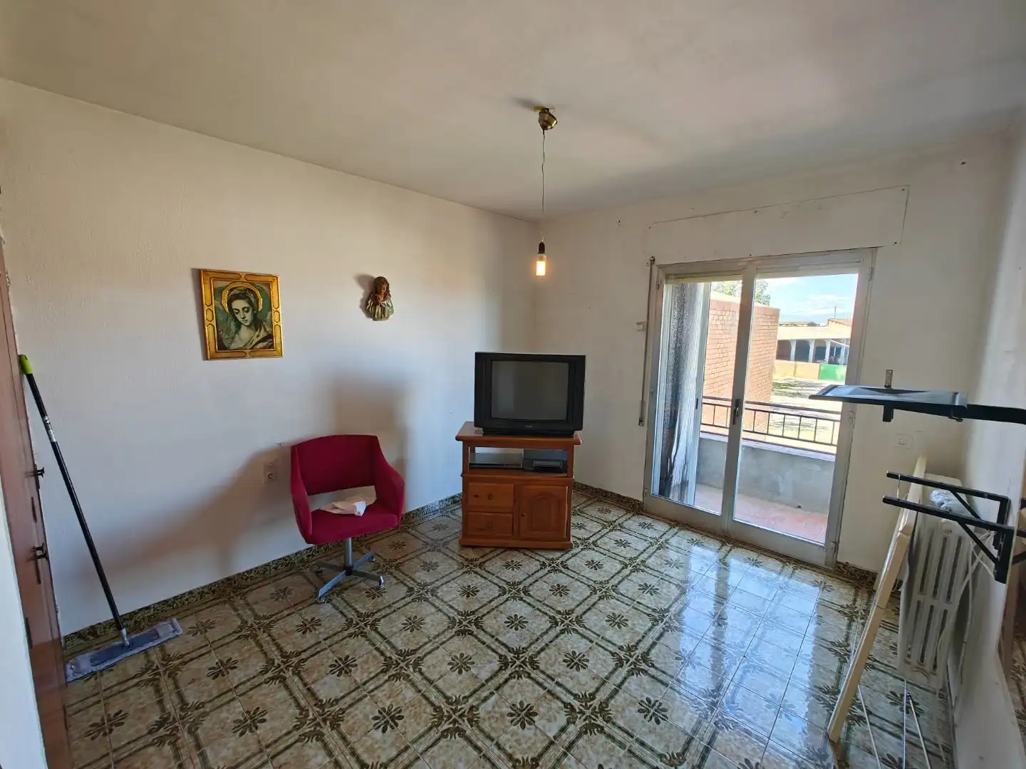 Casa adosada en venta en Carrer de Pompeu Fabra, 35, Alcoletge Sala de estar de Casa adosada en venta en Alcoletge con Terraza y Balcón