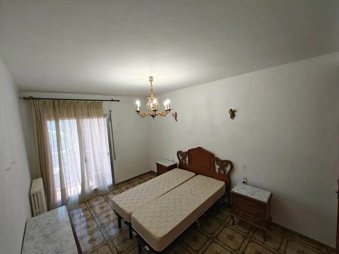 Casa adosada en venta en Carrer de Pompeu Fabra, 35, Alcoletge Habitación de Casa adosada en venta en Alcoletge con Terraza y Balcón