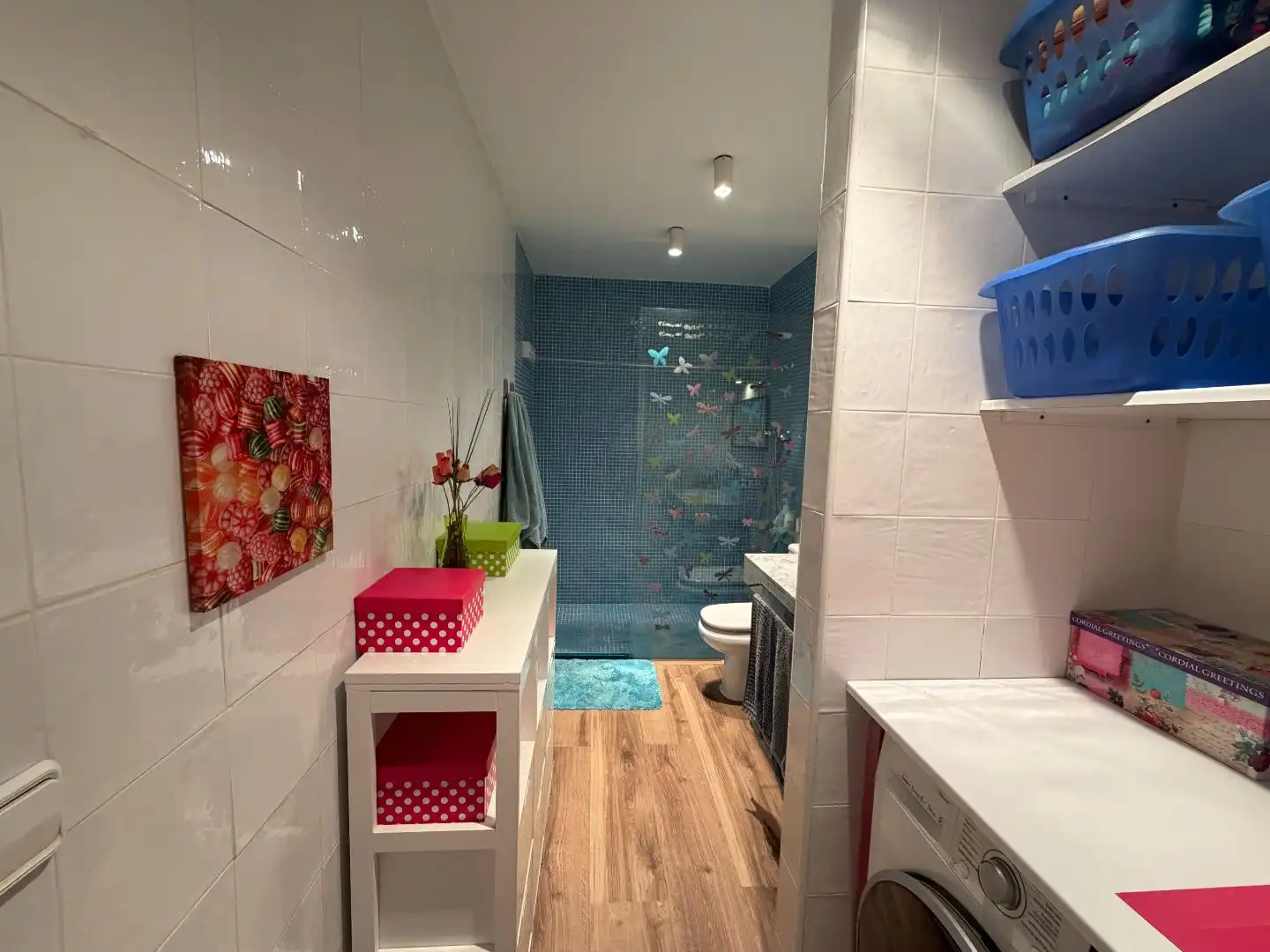Wohnung zum Verkauf in Carrer Antón Agullana, 14, Montilivi Badezimmer von Wohnung zum Verkauf in Girona Capital mit Klimaanlage