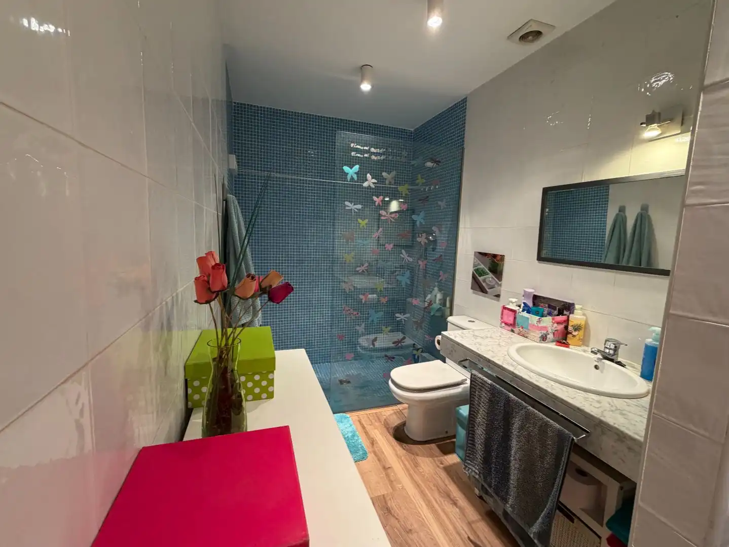 Wohnung zum Verkauf in Carrer Antón Agullana, 14, Montilivi Badezimmer von Wohnung zum Verkauf in Girona Capital mit Klimaanlage