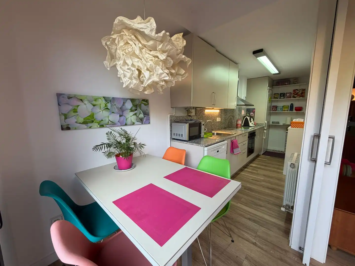 Wohnung zum Verkauf in Carrer Antón Agullana, 14, Montilivi Küche von Wohnung zum Verkauf in Girona Capital mit Klimaanlage