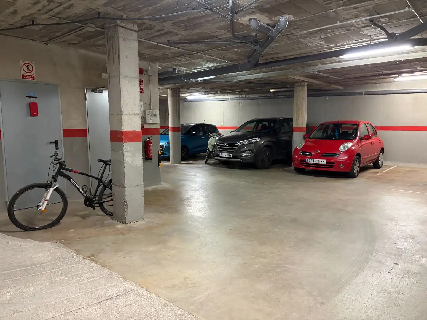Wohnung zum Verkauf in Carrer Antón Agullana, 14, Montilivi Parkplatz von Wohnung zum Verkauf in Girona Capital mit Klimaanlage