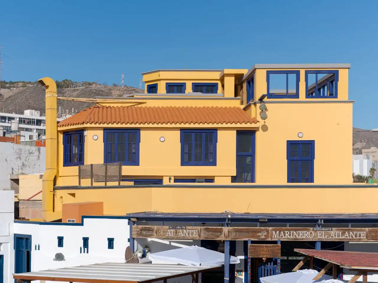 Casa o xalet en venda a San Cristóbal - Playa de la Laja Vista exterior de Casa o xalet en venda en Las Palmas de Gran Canaria amb Parquet, Terrassa i Traster