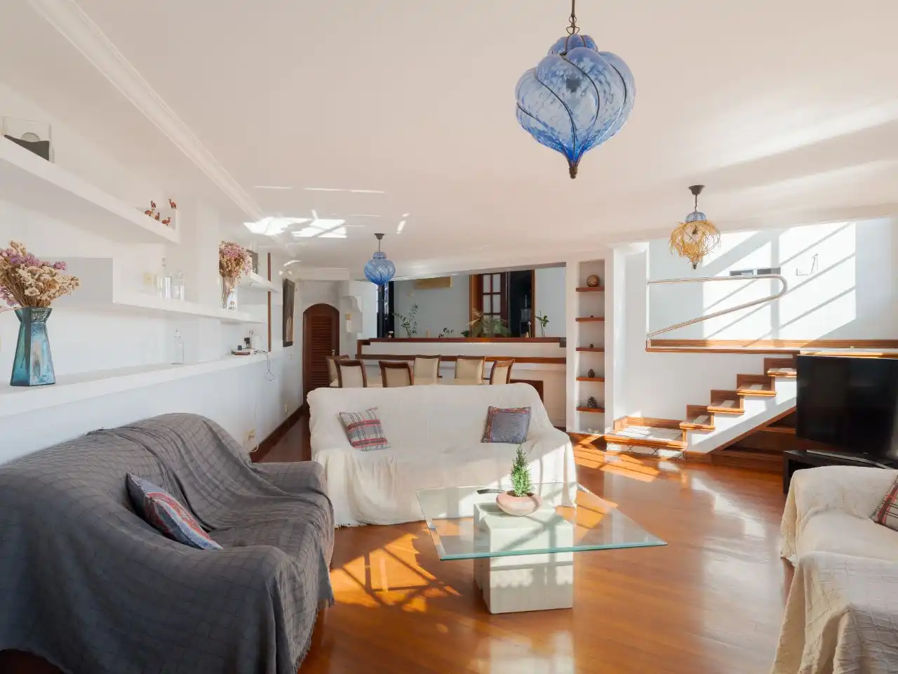 Casa o xalet en venda a San Cristóbal - Playa de la Laja Sala d'estar de Casa o xalet en venda en Las Palmas de Gran Canaria amb Parquet, Terrassa i Traster