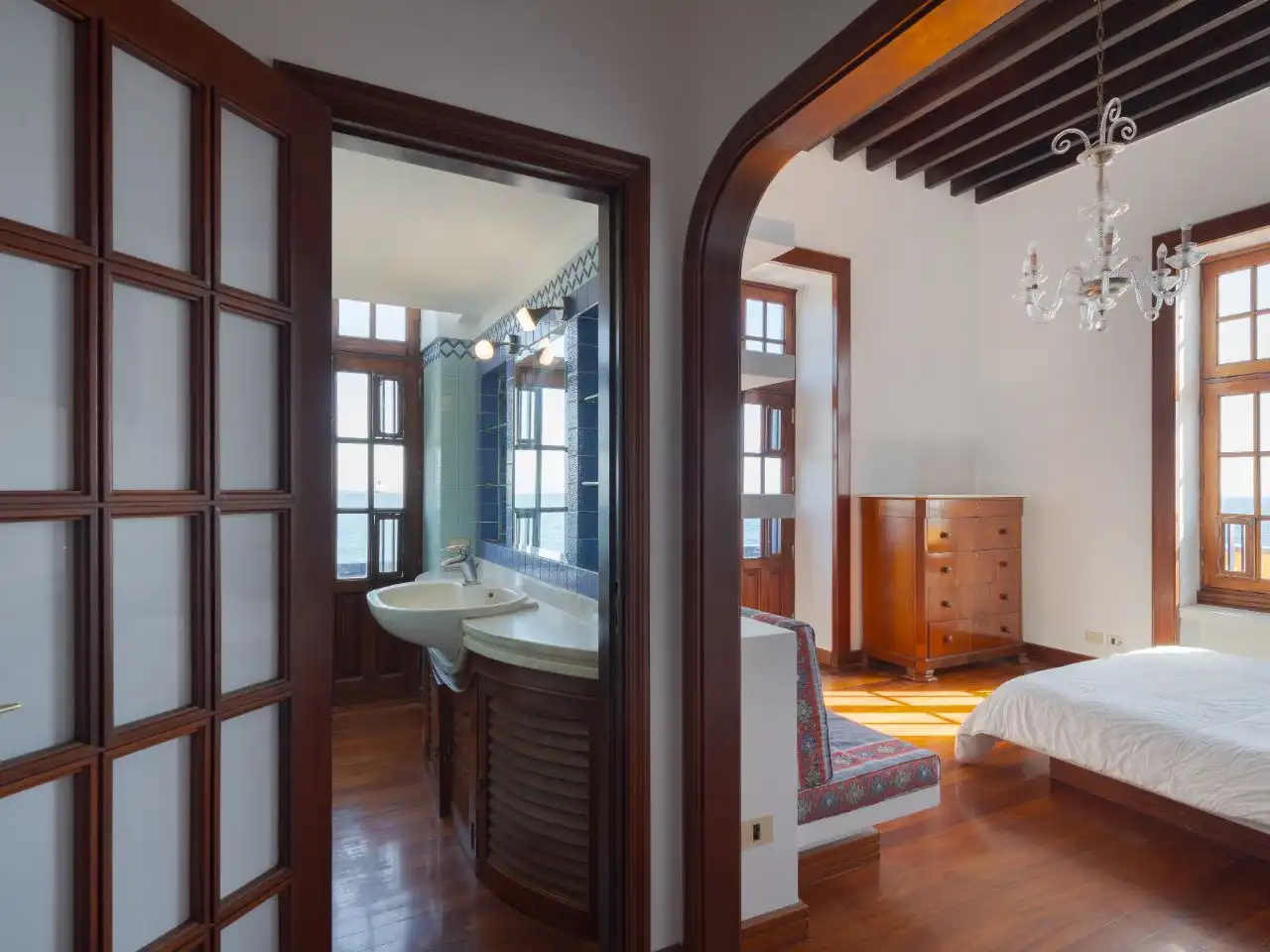Casa o xalet en venda a San Cristóbal - Playa de la Laja Dormitori de Casa o xalet en venda en Las Palmas de Gran Canaria amb Parquet, Terrassa i Traster