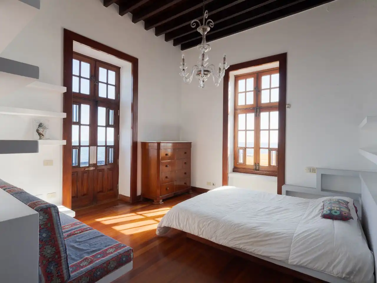 Casa o xalet en venda a San Cristóbal - Playa de la Laja Dormitori de Casa o xalet en venda en Las Palmas de Gran Canaria amb Parquet, Terrassa i Traster