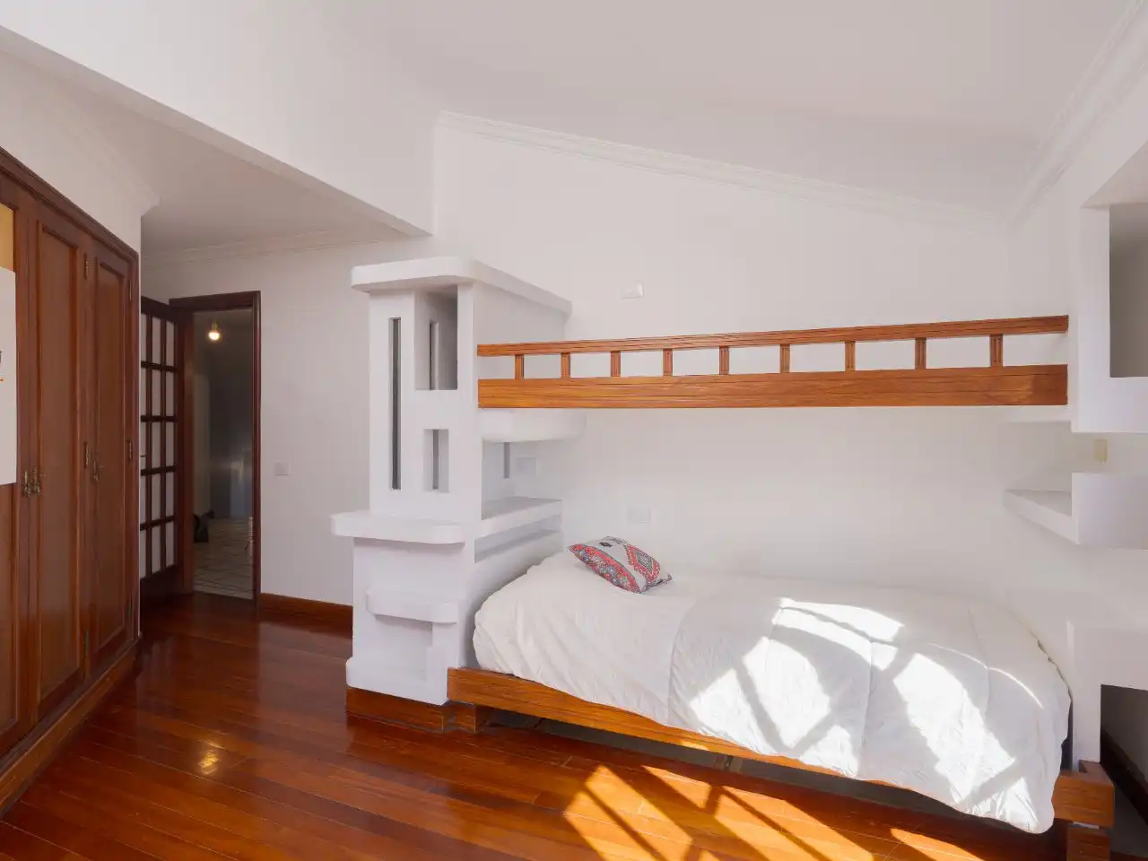 Casa o xalet en venda a San Cristóbal - Playa de la Laja Dormitori de Casa o xalet en venda en Las Palmas de Gran Canaria amb Parquet, Terrassa i Traster