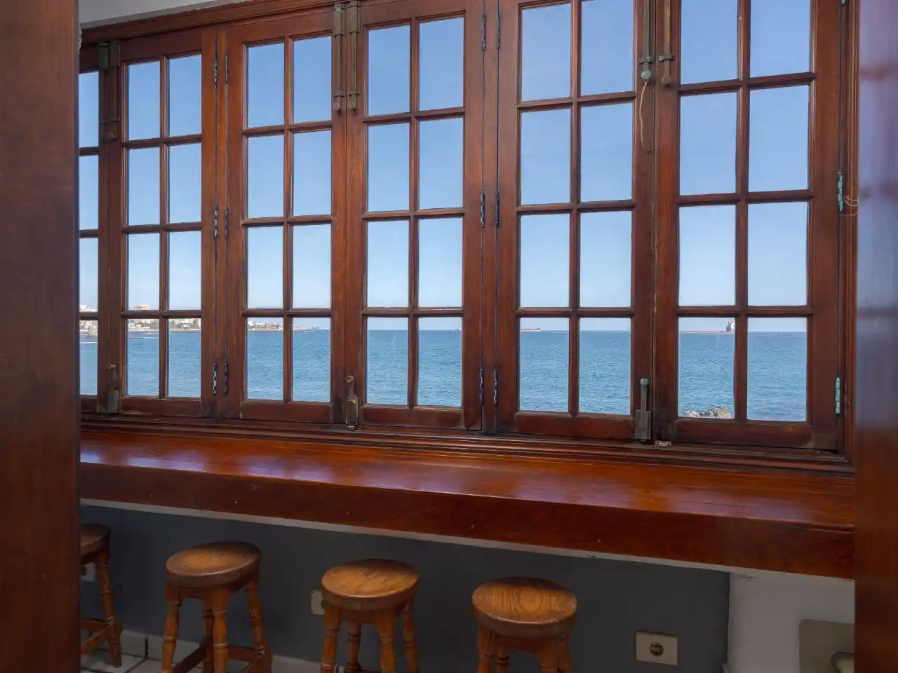 Casa o xalet en venda a San Cristóbal - Playa de la Laja Casa o xalet en venda en Las Palmas de Gran Canaria amb Parquet, Terrassa i Traster