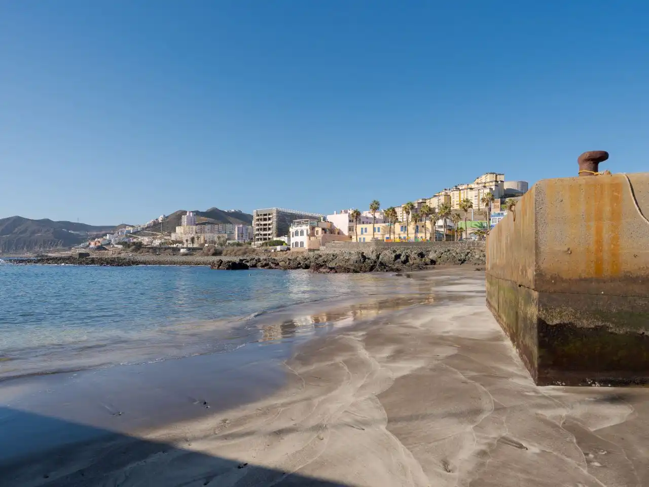 Casa o xalet en venda a San Cristóbal - Playa de la Laja Vista exterior de Casa o xalet en venda en Las Palmas de Gran Canaria amb Parquet, Terrassa i Traster