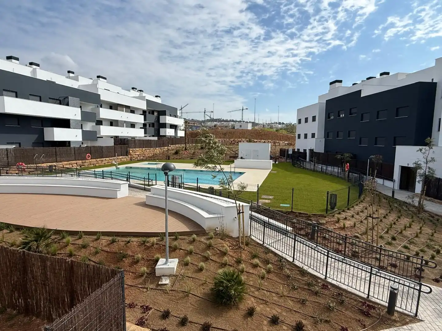 Vista exterior de Piso en venta en Málaga Capital con Aire acondicionado, Terraza y Piscina
