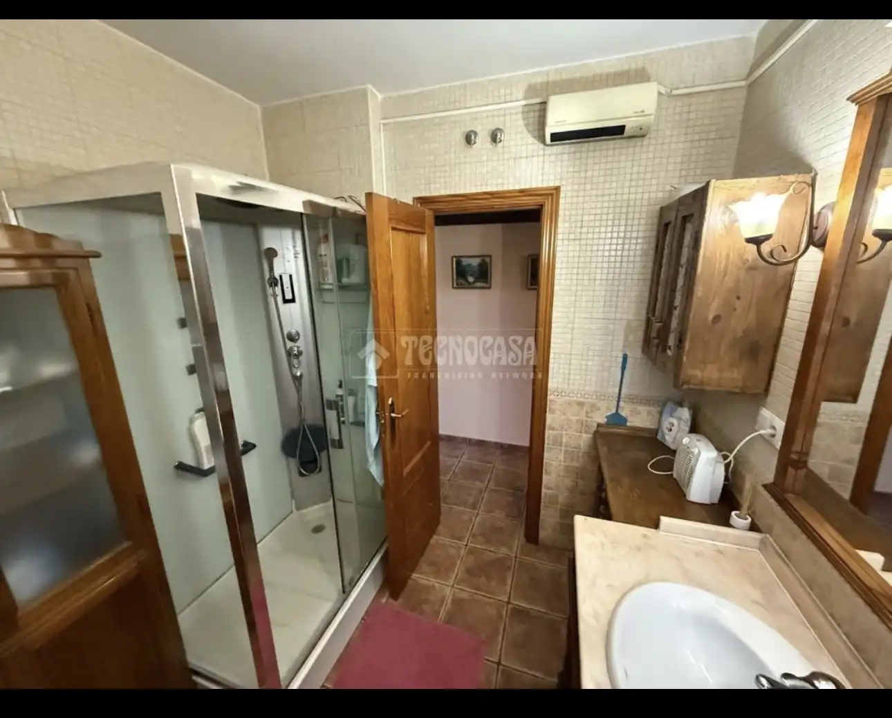 Bathroom of Houses for sale in Valdelaguna  with Heating, Private garden and Terrace