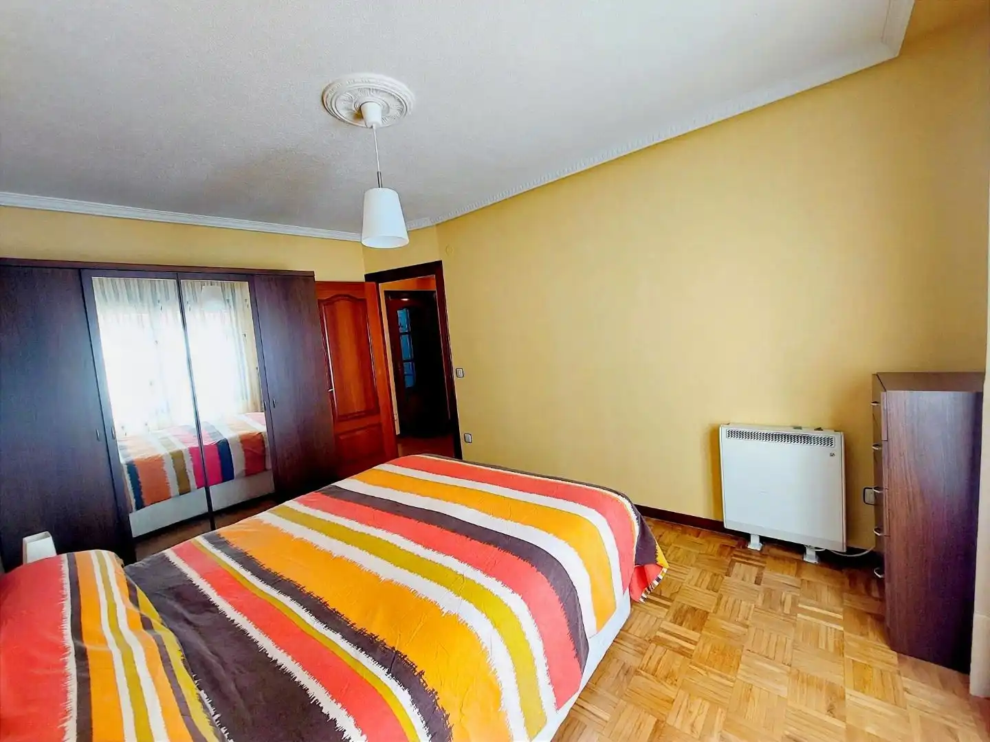 Piso en venta en Calle Moreno, 10, Casco Antiguo Habitación de Piso en venta en Zamora Capital con Calefacción, Parquet y Trastero