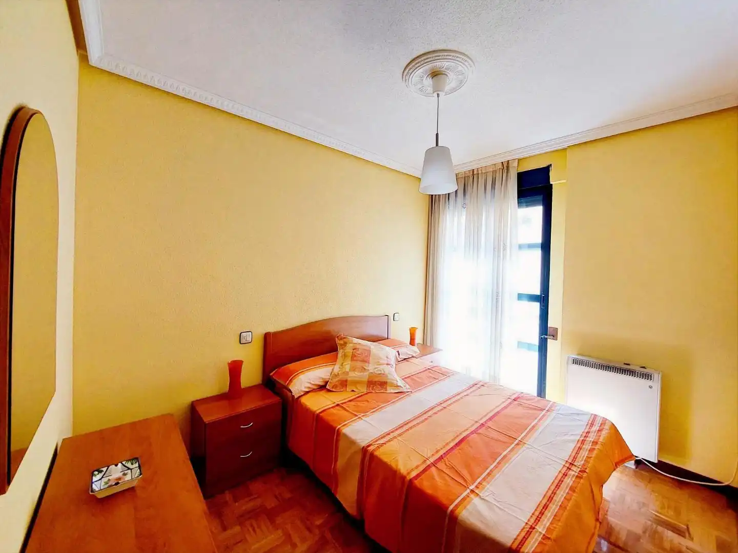 Piso en venta en Calle Moreno, 10, Casco Antiguo Habitación de Piso en venta en Zamora Capital con Calefacción, Parquet y Trastero