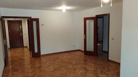 Foto 3 de Piso de alquiler en Pasaje Villagarcia de Arosa, 27, Los Arroyos, San Sebastián de los Reyes