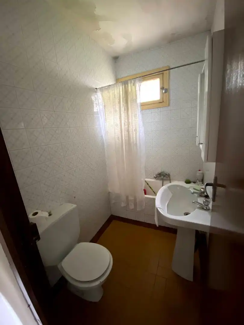 Bany de Casa o xalet en venda en Viana do Bolo amb Moblat i Balcó