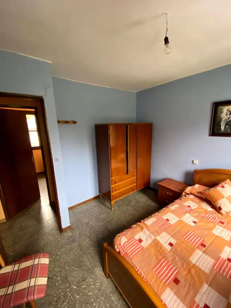 Dormitori de Casa o xalet en venda en Viana do Bolo amb Moblat i Balcó