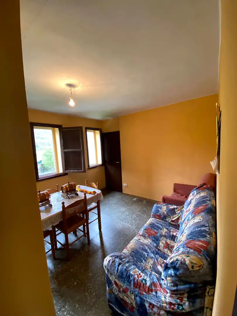 Sala d'estar de Casa o xalet en venda en Viana do Bolo amb Moblat i Balcó