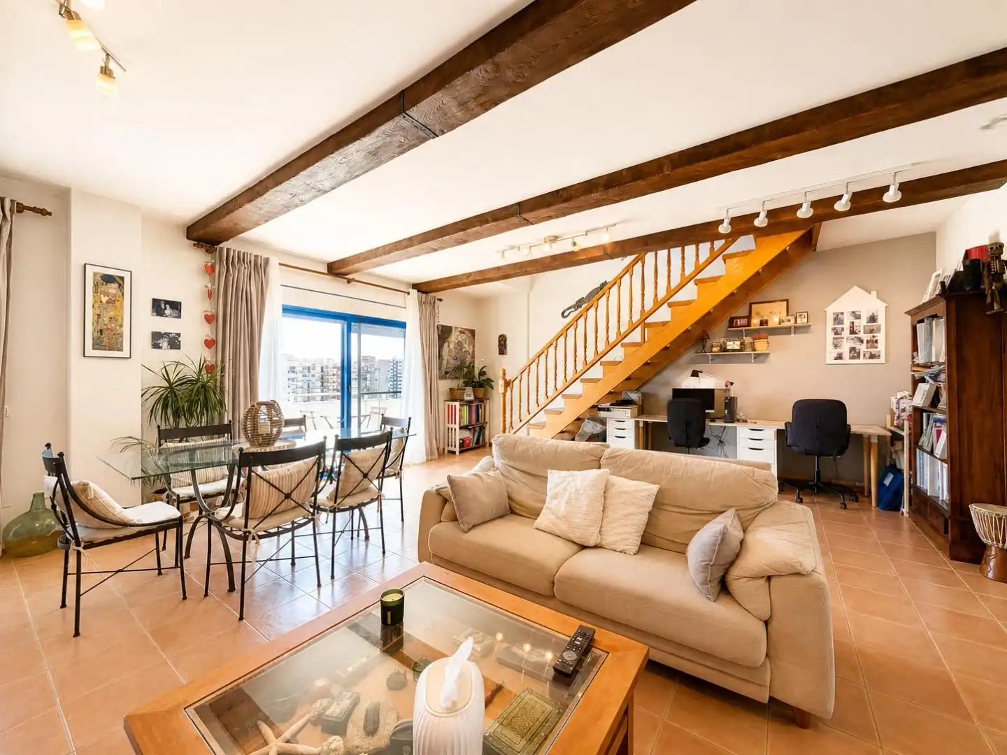 Sala de estar de Ático en venta en Alicante / Alacant con Aire acondicionado, Terraza y Piscina
