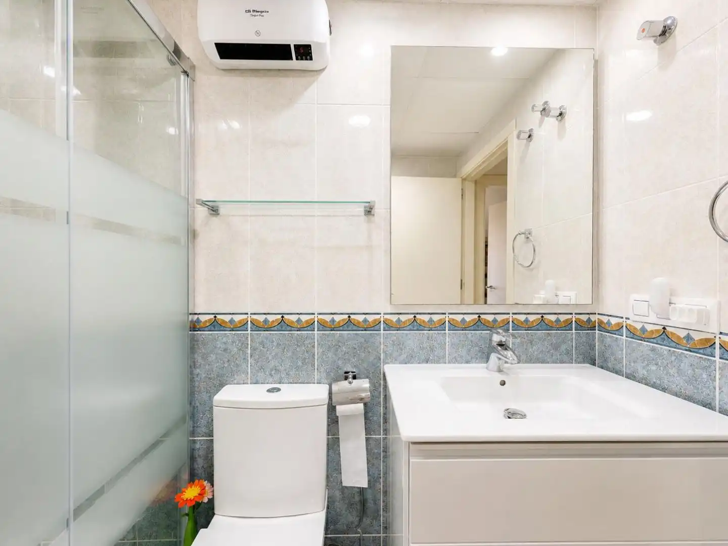 Baño de Ático en venta en Alicante / Alacant con Aire acondicionado, Terraza y Piscina