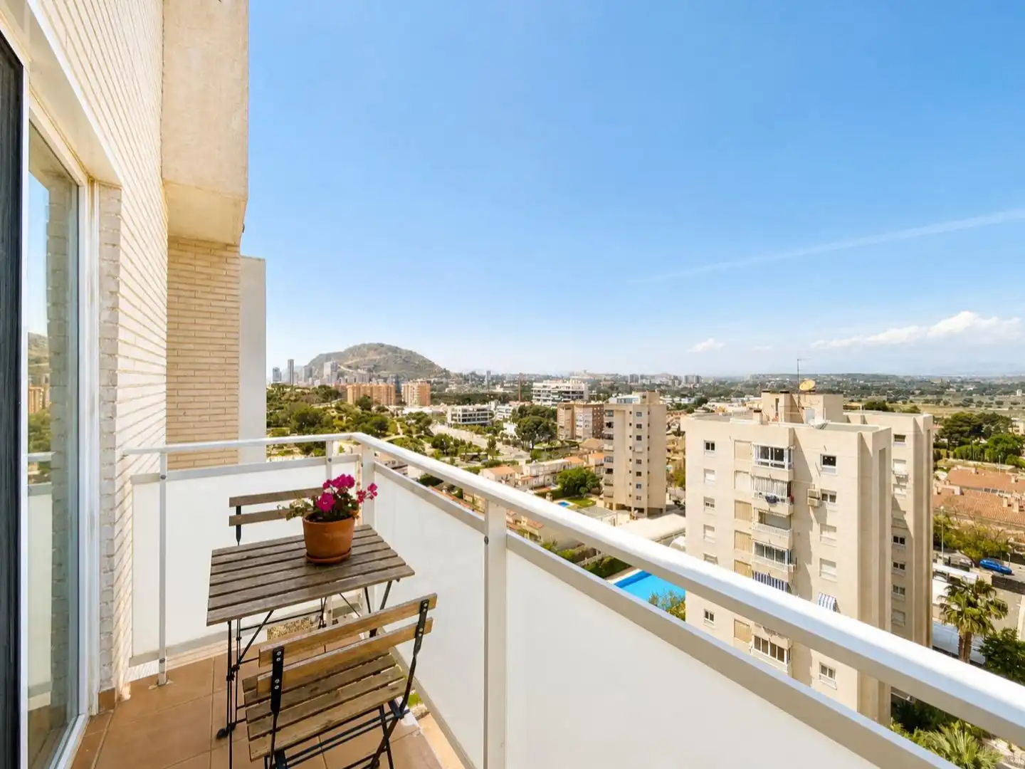 Terraza de Ático en venta en Alicante / Alacant con Aire acondicionado, Terraza y Piscina