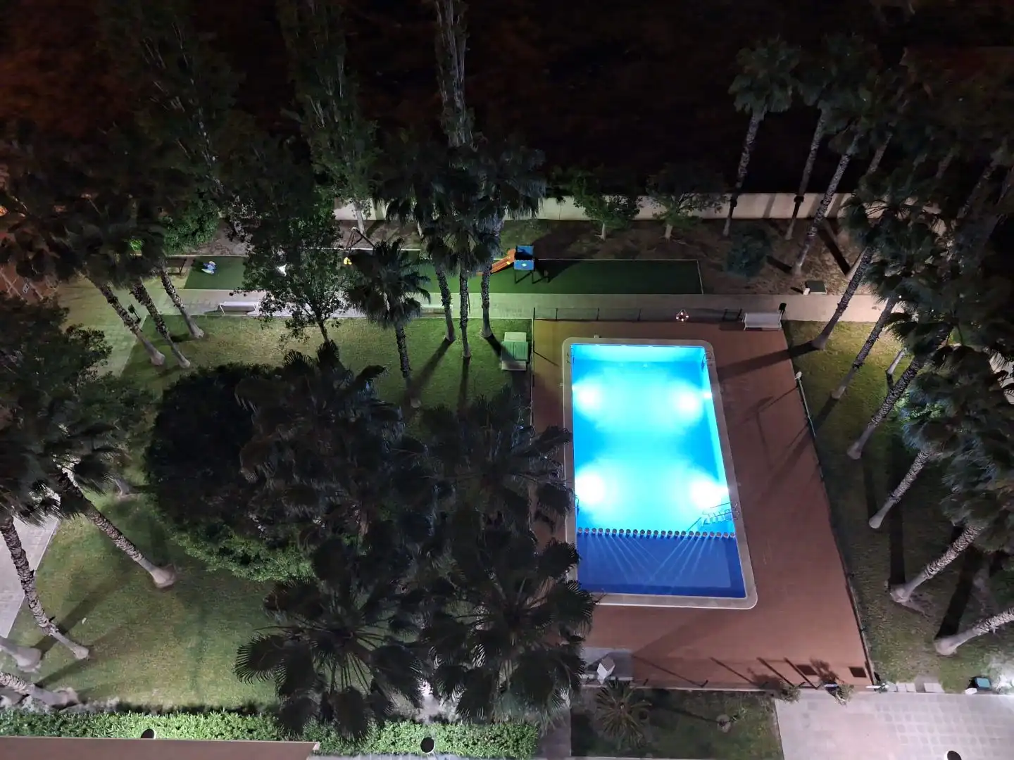 Piscina de Ático en venta en Alicante / Alacant con Aire acondicionado, Terraza y Piscina