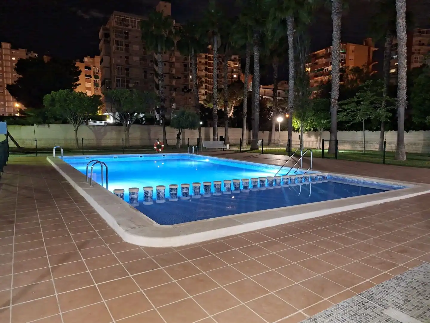 Piscina de Ático en venta en Alicante / Alacant con Aire acondicionado, Terraza y Piscina