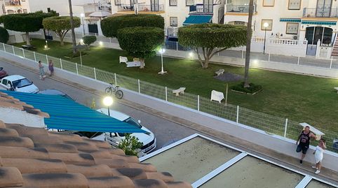 Foto 3 de Casa adosada en venda a Calle José Carreras, 13, Zona Carrefour - Urbanizaciones, Torrevieja