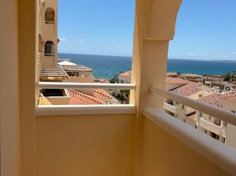 Flat for rent in Calle Ancla, 3, Zona Centro Comercial Torrequebrada Balcony of Flat for rent in Benalmádena with Air Conditioner, Terrace and Swimming Pool