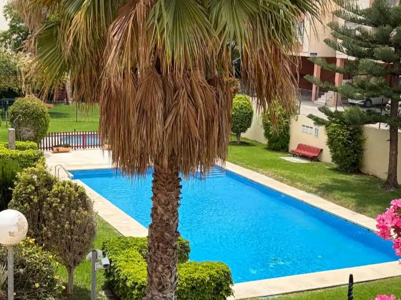Flat for rent in Calle Ancla, 3, Zona Centro Comercial Torrequebrada Swimming pool of Flat for rent in Benalmádena with Air Conditioner, Terrace and Swimming Pool
