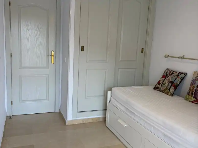Flat for rent in Calle Ancla, 3, Zona Centro Comercial Torrequebrada Bedroom of Flat for rent in Benalmádena with Air Conditioner, Terrace and Swimming Pool