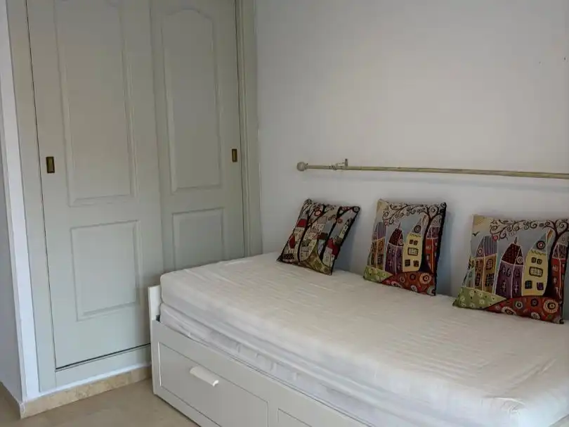 Flat for rent in Calle Ancla, 3, Zona Centro Comercial Torrequebrada Bedroom of Flat for rent in Benalmádena with Air Conditioner, Terrace and Swimming Pool
