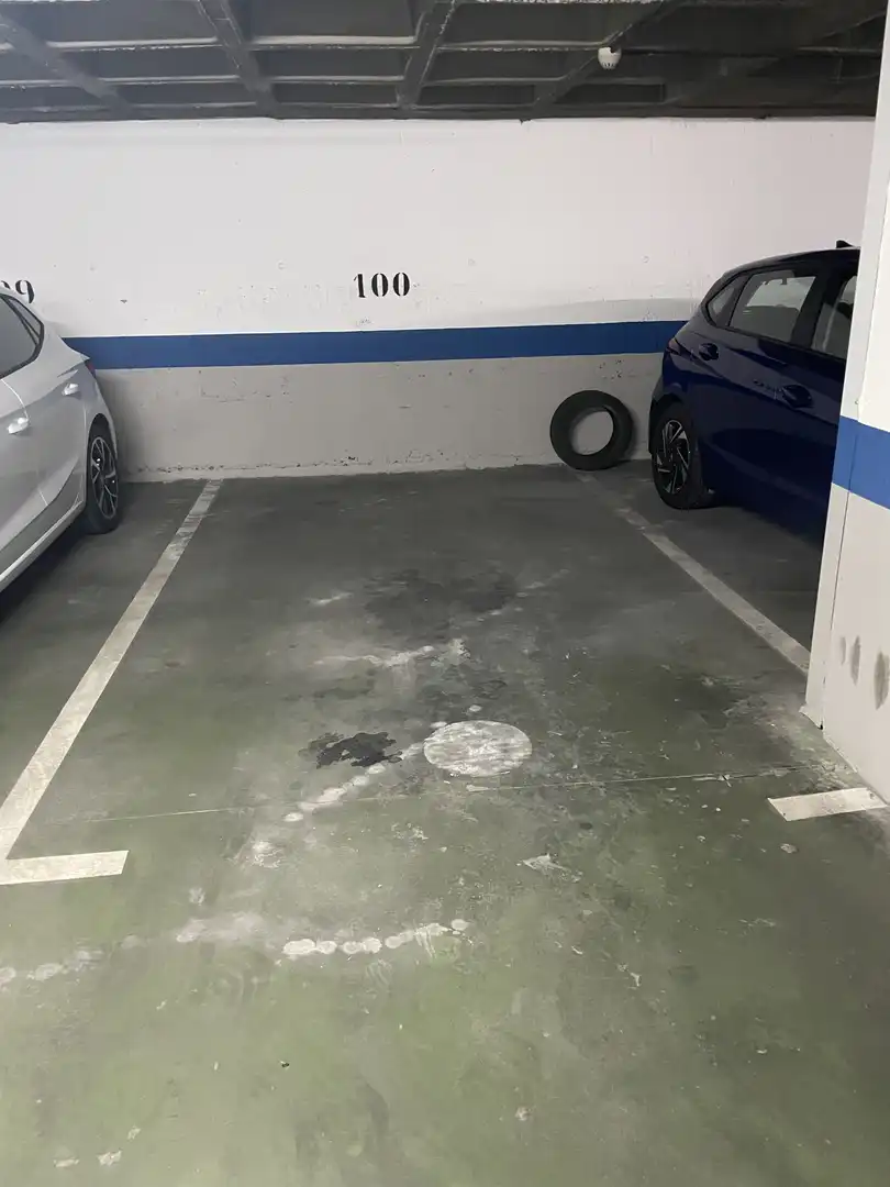 Garaje de alquiler en Avenida de Bucaramanga, 6, Pinar del Rey Parking de Garaje de alquiler en Madrid