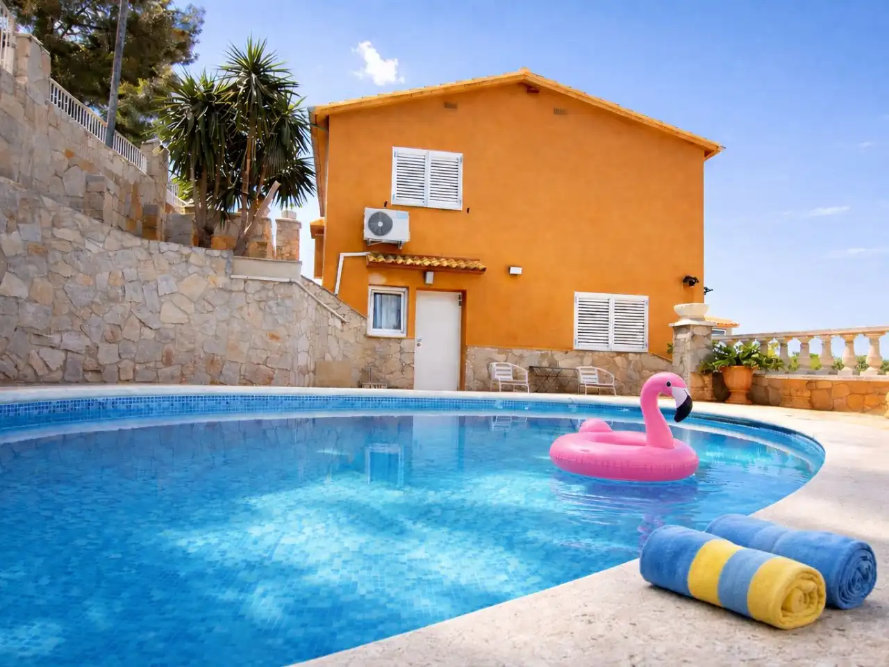 Swimming pool of Houses for rent in Calafell  with Air Conditioner, Heating and Private garden