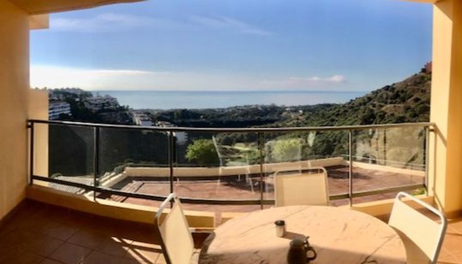 Flat for sale in Calle Cristóbal Colon, 1, Calahonda, Mijas - image 1 Photo 1 of Flat for sale in Calle Cristóbal Colon, 1, Calahonda, Mijas