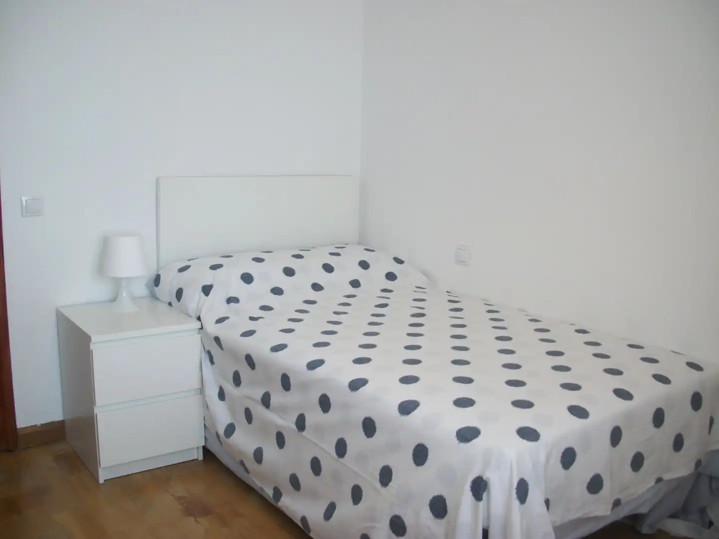 Habitación de Piso para compartir en Valladolid con Calefacción, Parquet y Terraza