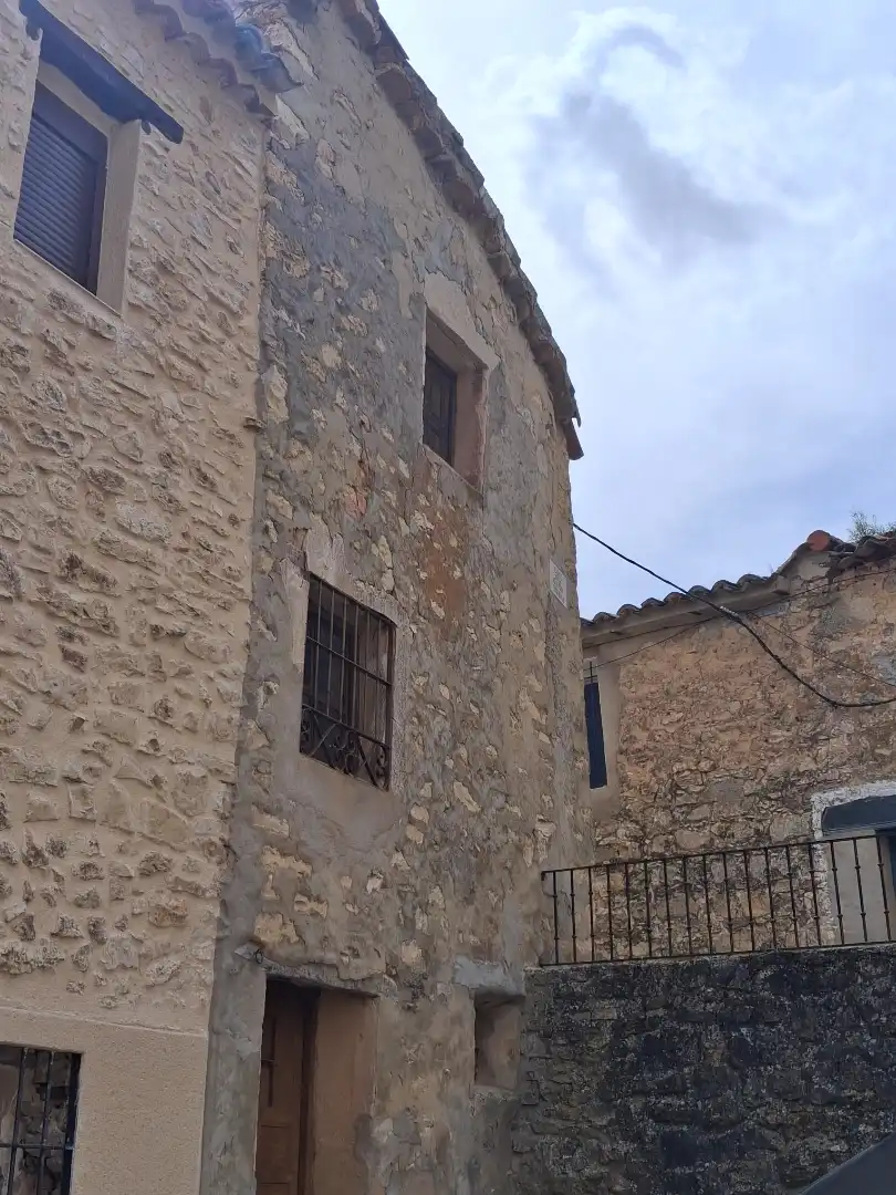 Vista exterior de Casa adosada en venta en Maranchón