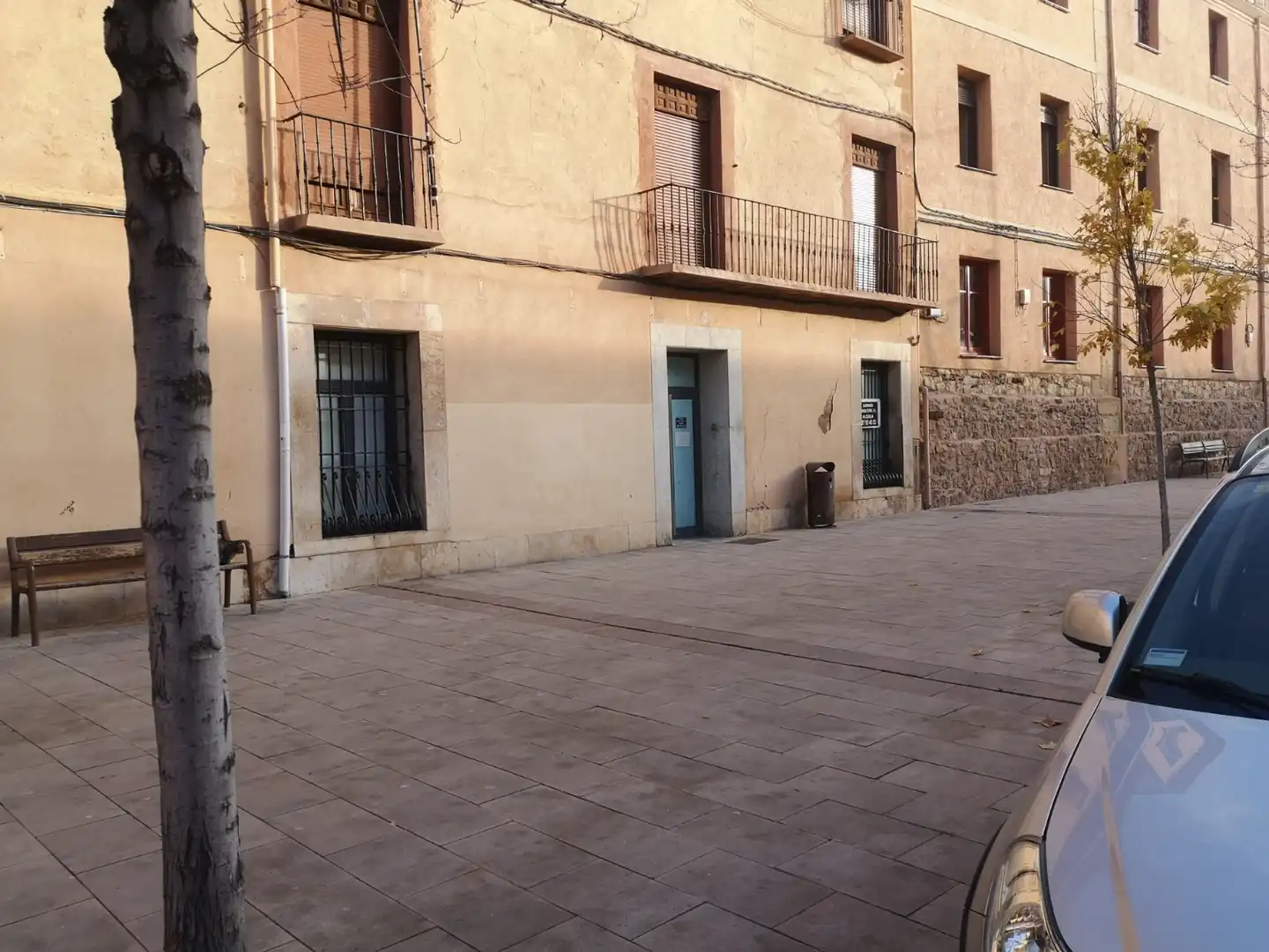 Vista exterior de Local en venda en Molina de Aragón