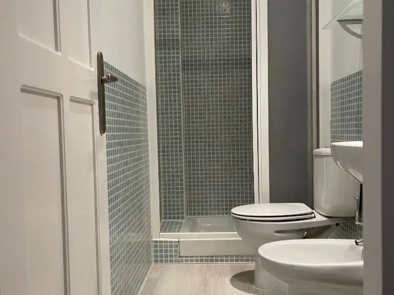 Baño de Piso de alquiler en  Madrid Capital