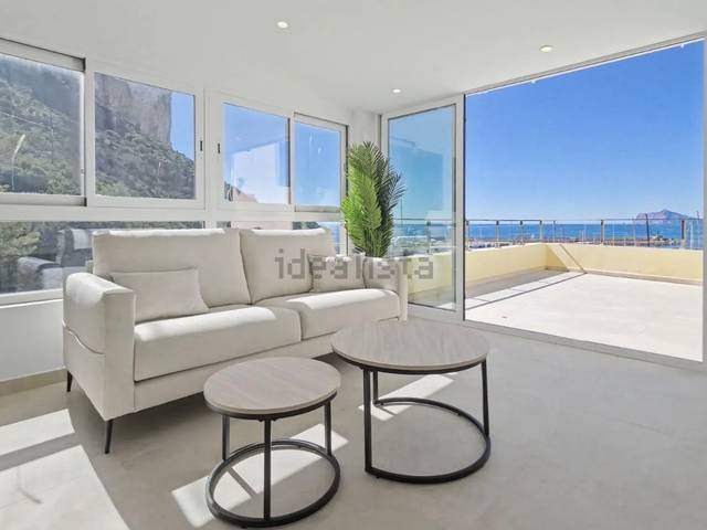Piso en Venta en Avenida del Puerto, 12 en Puerto