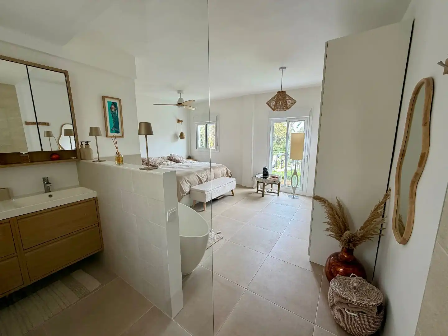 Flat for sale in Urbanizacion Cortijos de la Bahia, 5, Bahía de Casares Bedroom of Flat for sale in Casares with Air Conditioner, Terrace and Swimming Pool