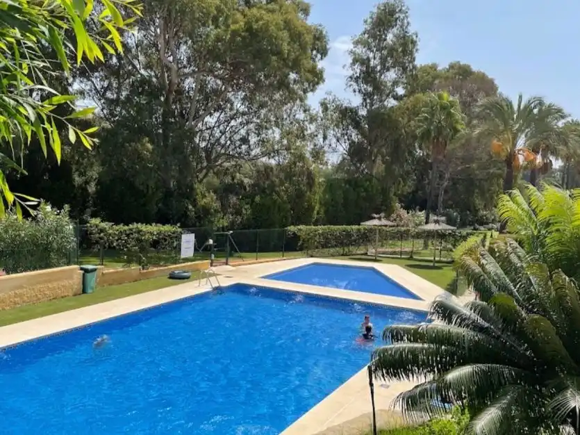 Flat for sale in Urbanizacion Cortijos de la Bahia, 5, Bahía de Casares Swimming pool of Flat for sale in Casares with Air Conditioner, Terrace and Swimming Pool