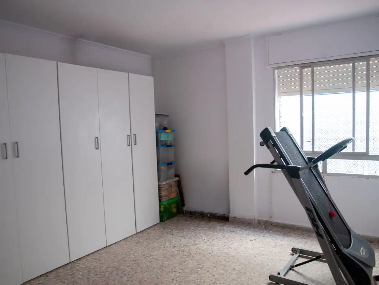 Wohnung zum Verkauf in Calle Aurora, 35, Centro- San Felipe - Huerta Fava Schlafzimmer von Wohnung zum Verkauf in La Línea de la Concepción mit Terrasse und Balkon