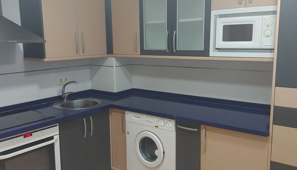 Flat for sale in Calle Luis Vives, 8, El Cristo, Palencia Capital - image 1 Photo 1 of Flat for sale in Calle Luis Vives, 8, El Cristo, Palencia Capital