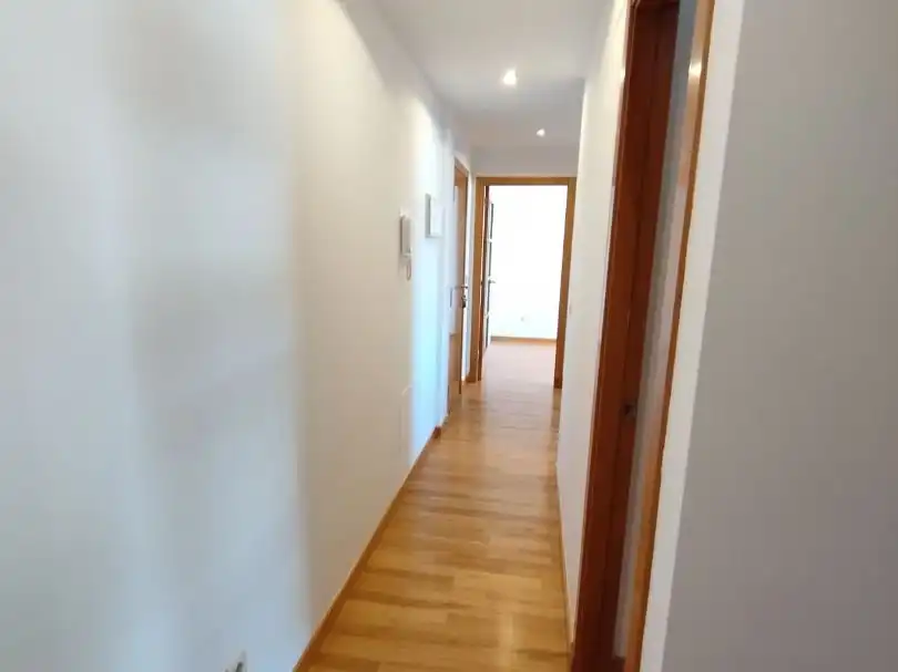 Piso en venta en Arteixo con Calefacción, Parquet y Terraza