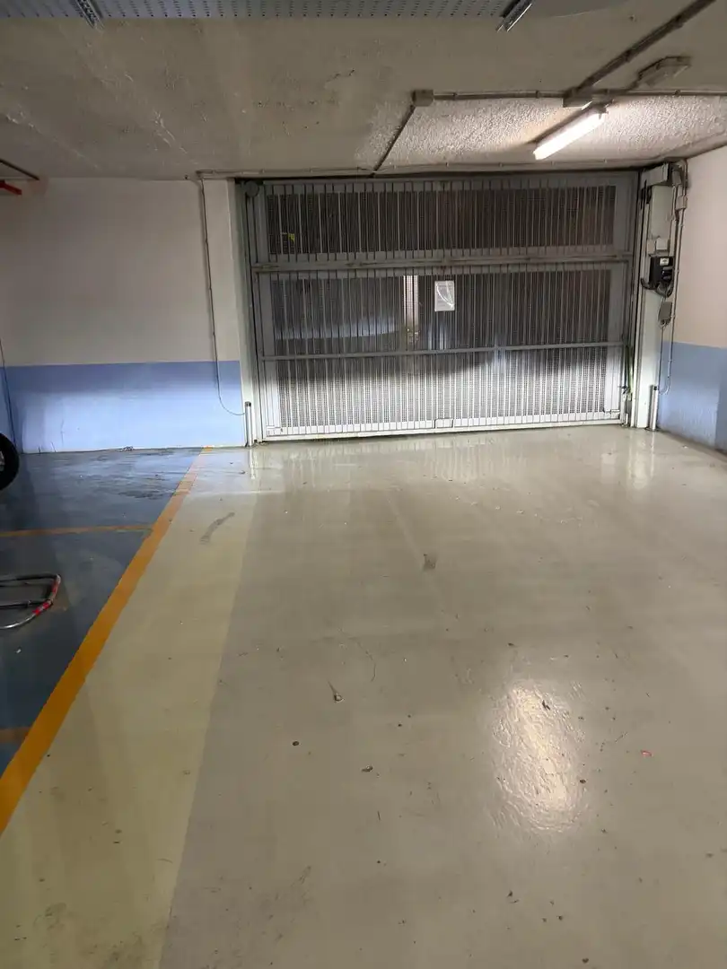 Parkplatz von Garage zur Miete in Valencia