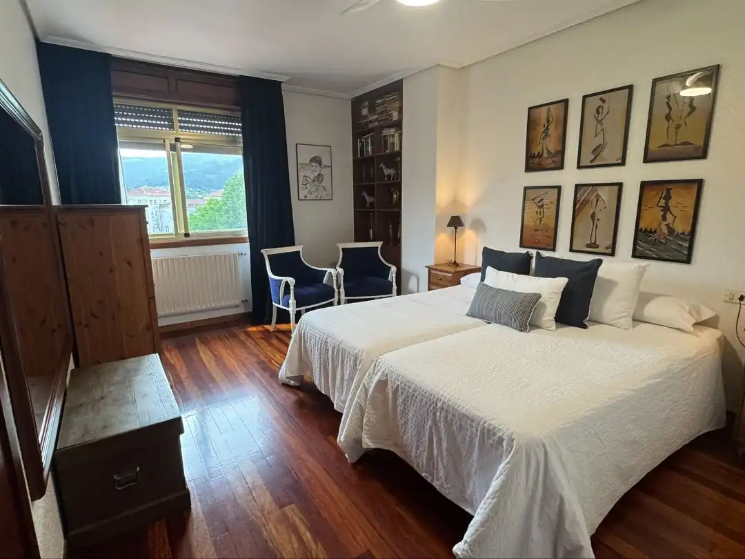 Bedroom of Flat for sale in Tui  with Heating, Parquet flooring and Terrace