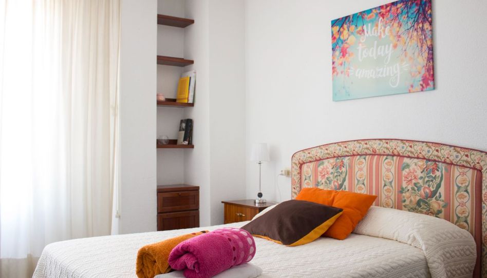 Piso en venta en Avenida de Juan Pablo II, 94, Joaquina Eguaras, Granada Capital - imagen 1 Foto 1 de Piso en venta en Avenida de Juan Pablo II, 94, Joaquina Eguaras, Granada Capital