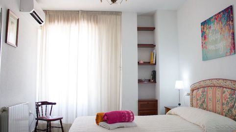 Piso en venta en Avenida de Juan Pablo II, 94, Joaquina Eguaras, Granada Capital - imagen 4 Foto 4 de Piso en venta en Avenida de Juan Pablo II, 94, Joaquina Eguaras, Granada Capital