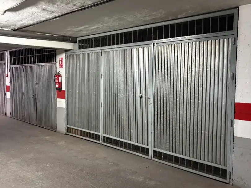 Flat for sale in Avenida de Juan Pablo II, 94, Joaquina Eguaras Parking of Flat for sale in Granada with Air Conditioner, Heating and Terrace